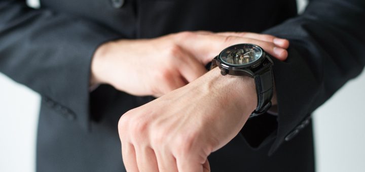 Les caractéristiques des montres de luxe à considérer