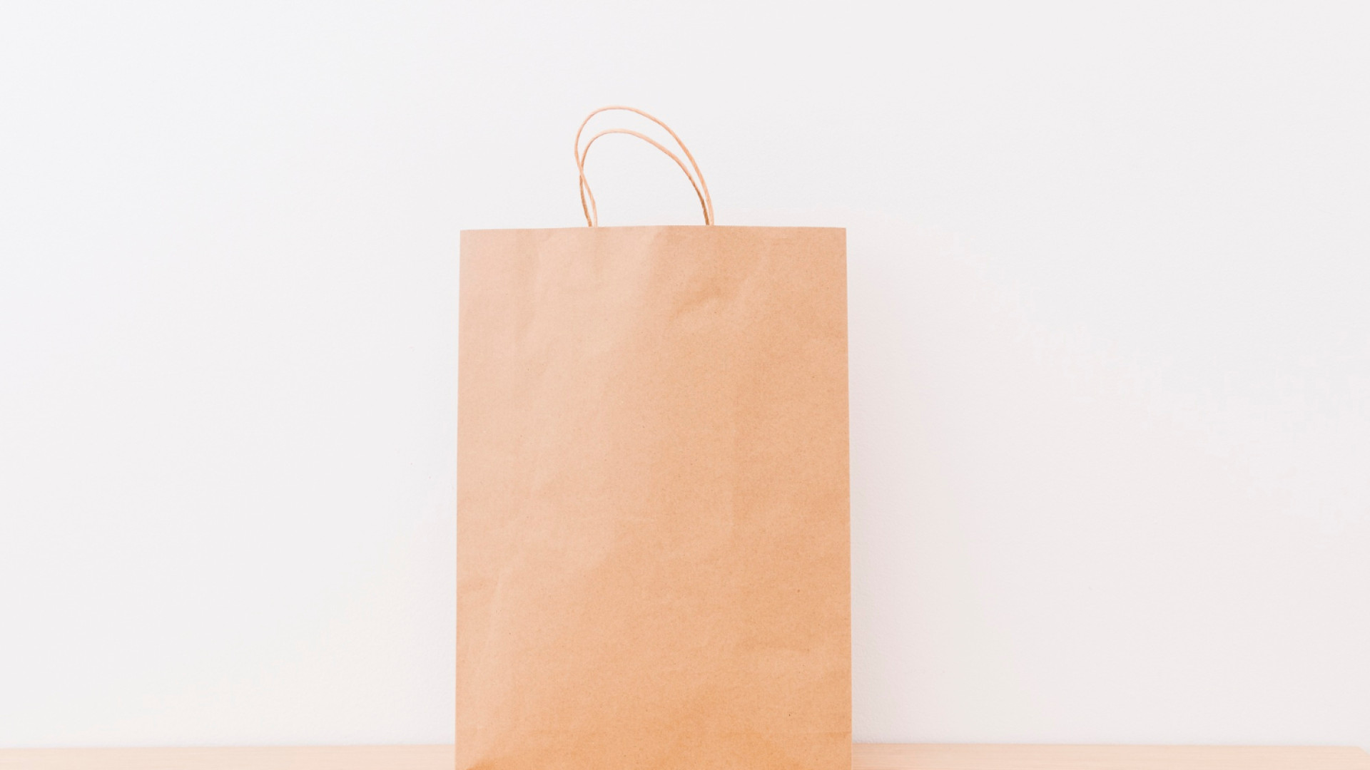 Sacs en papier kraft : un cadeau promotionnel qui fait sens