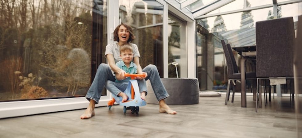 Pourquoi installer une véranda peut valoriser votre bien à Botans ?